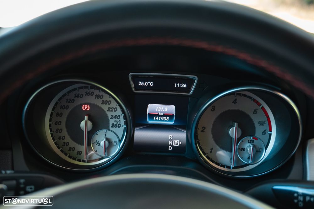 Mercedes-Benz GLA 220 CDi AMG Line 4-Matic - 26