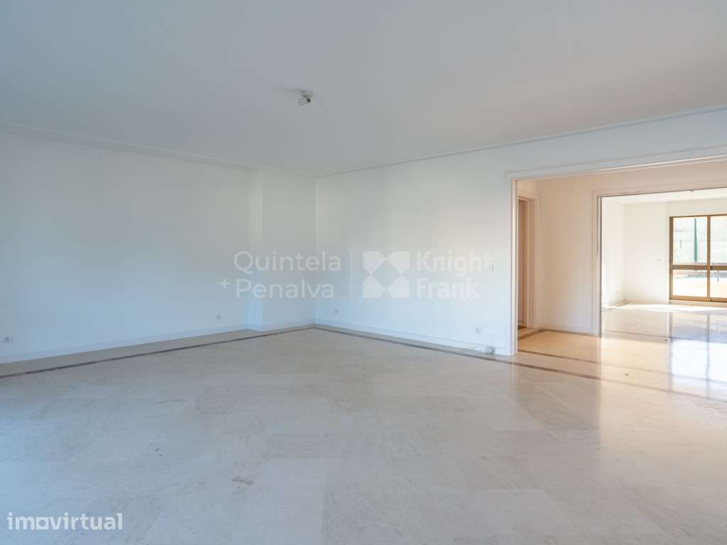 Apartamento T3+1 em condomínio privado nas Avenidas Novas, Lisboa - Grande imagem: 4/29