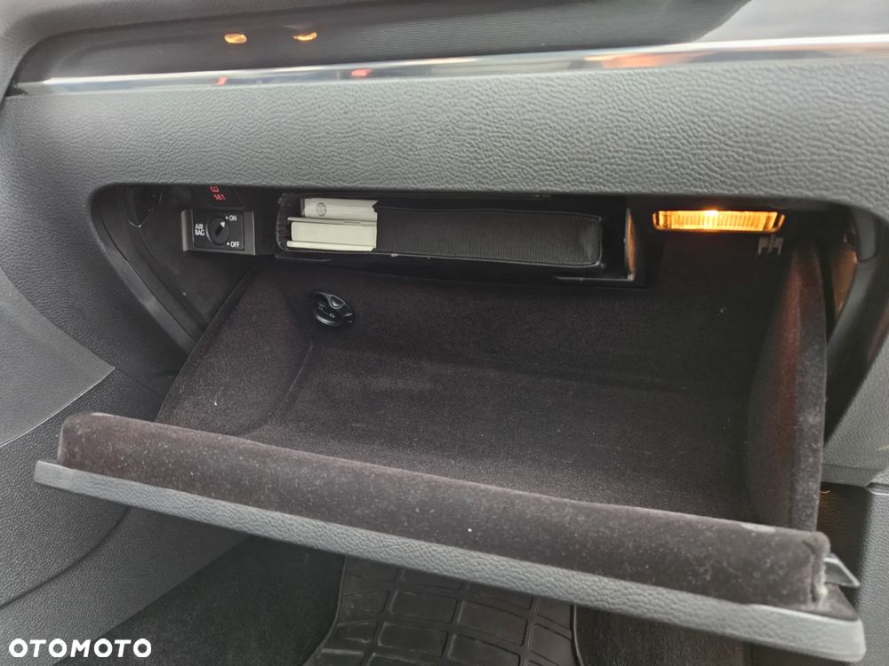 Volkswagen Golf 2.0 GTI DSG - 21