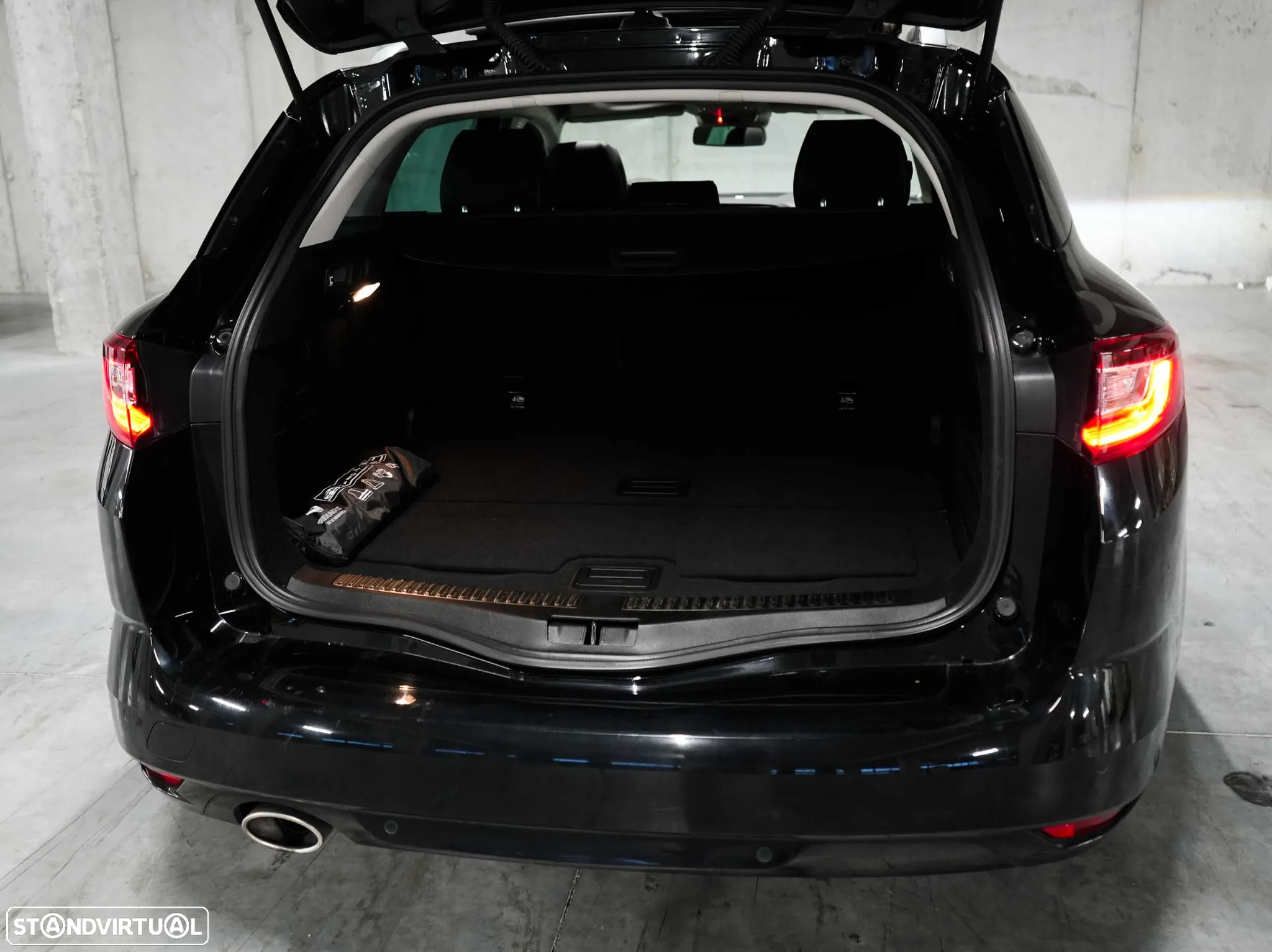 Renault Mégane Sport Tourer 1.5 Blue dCi Bose Edition EDC - 7