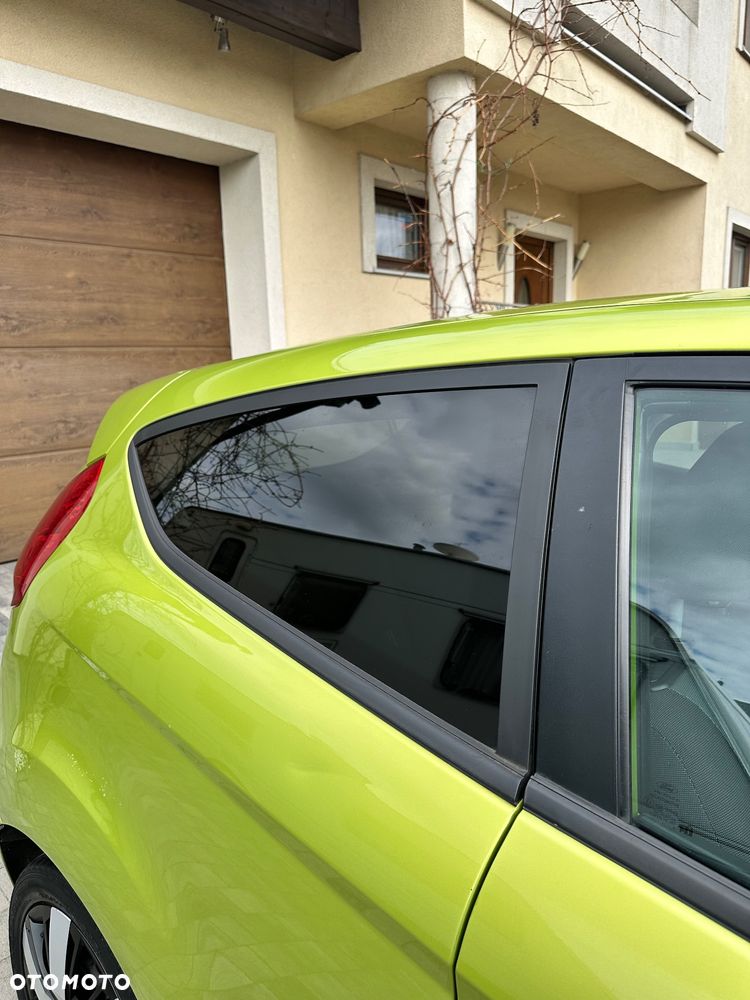 Ford Fiesta 1.25 Trend - 11