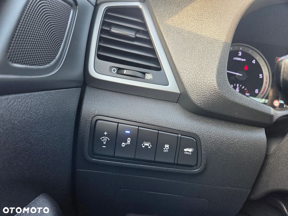 Hyundai Tucson 2.0 CRDI 4WD Automatik Premium - 11