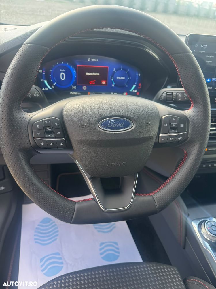 Ford Focus 1.5 EcoBlue 8AT ST-Line X - 17
