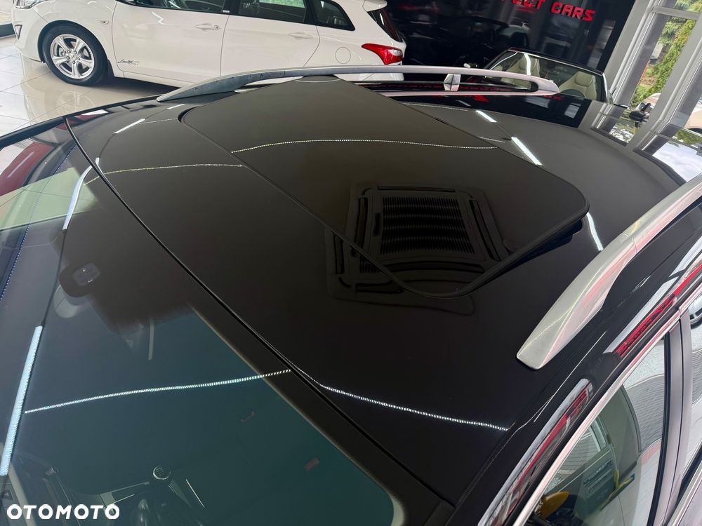 Volkswagen Passat - 12