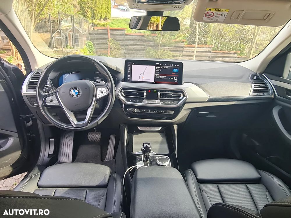 BMW X4 xDrive20i AT Advantage - 3