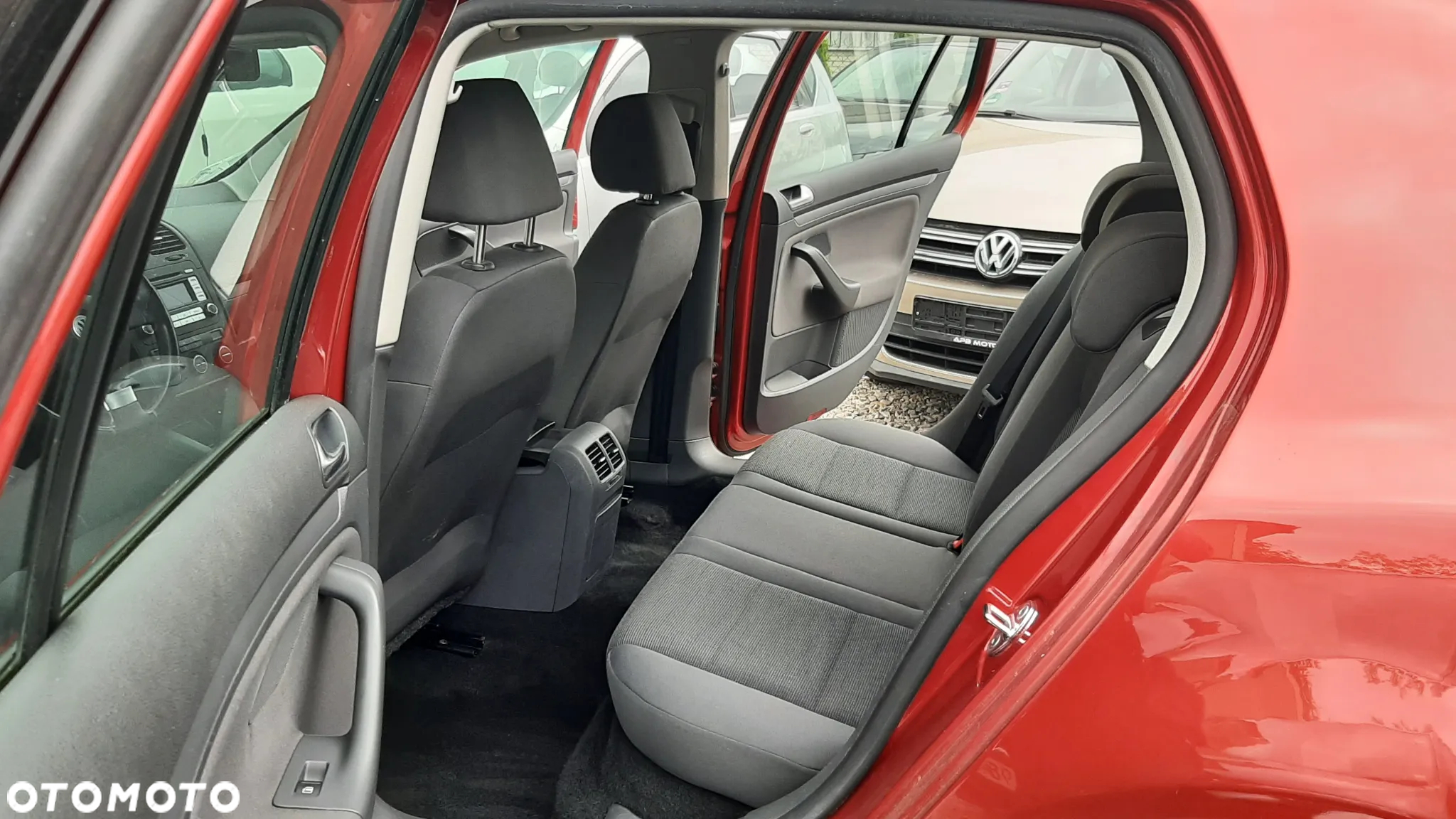 Volkswagen Golf 1.6 Team - 14