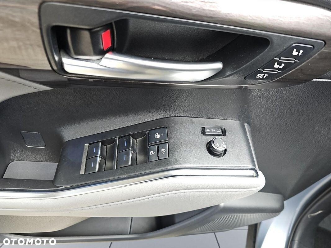 Toyota Highlander 2.5 Hybrid Executive - 13