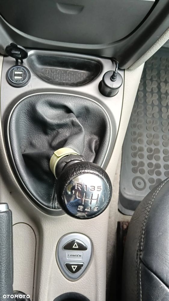 Citroën C5 II 2.0 HDi SX - 16