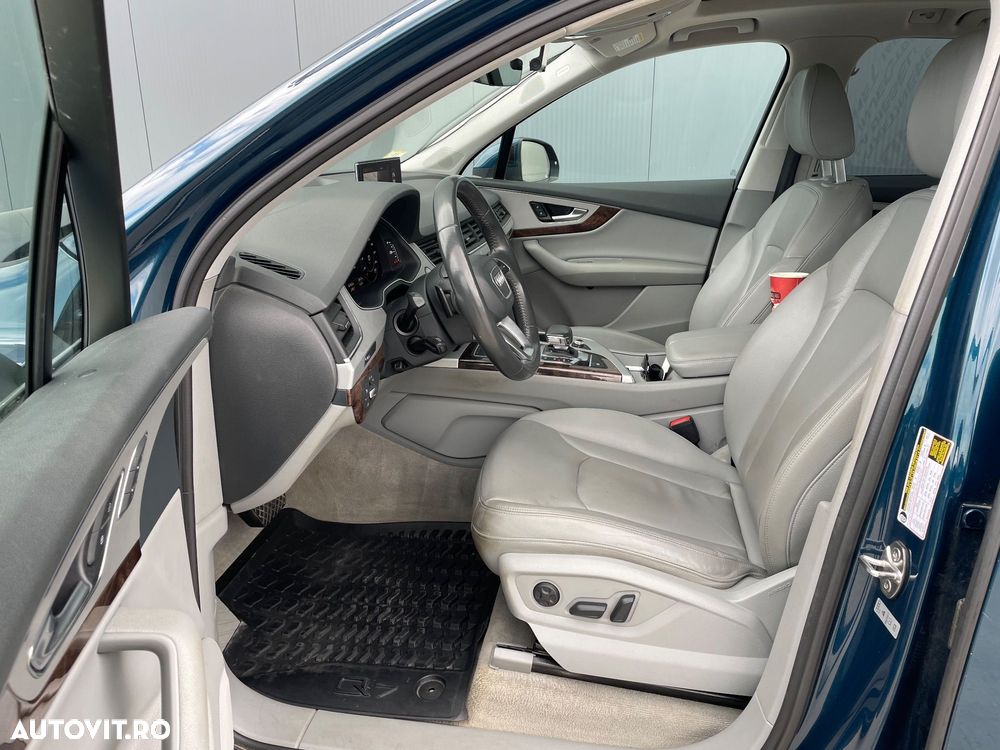 Audi Q7 - 9