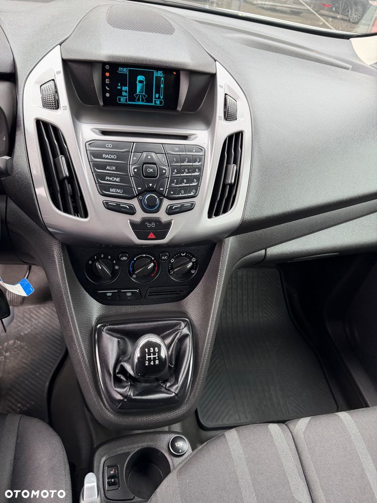 Ford Transit Connect - 18