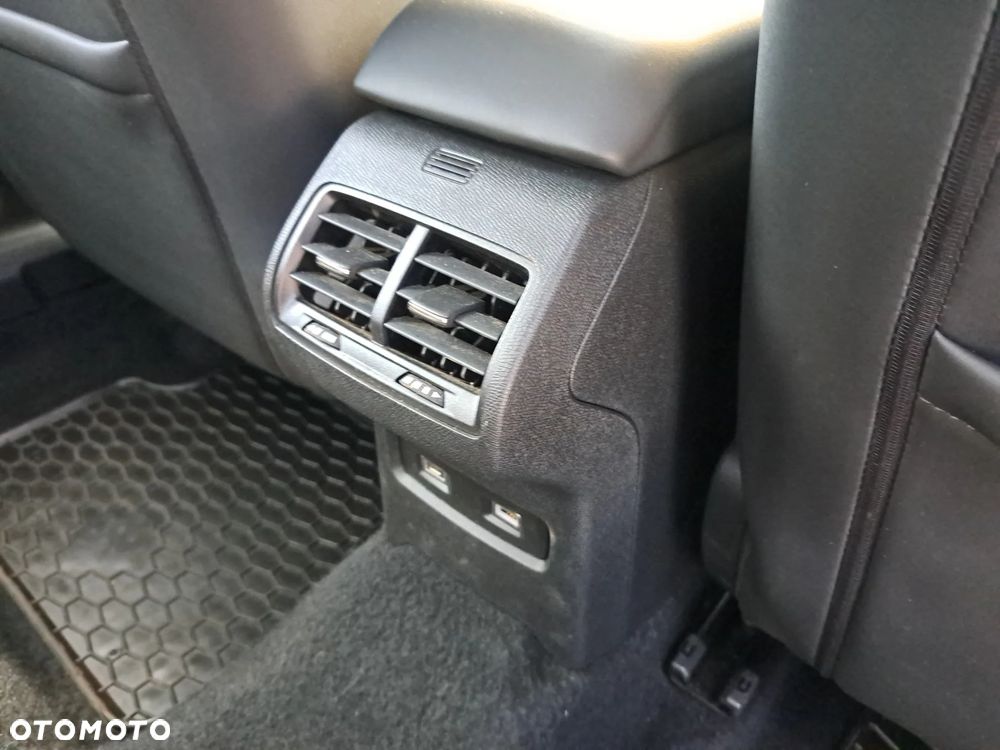 Citroën C4X 1.2 PureTech Shine Pack S&S EAT8 - 14