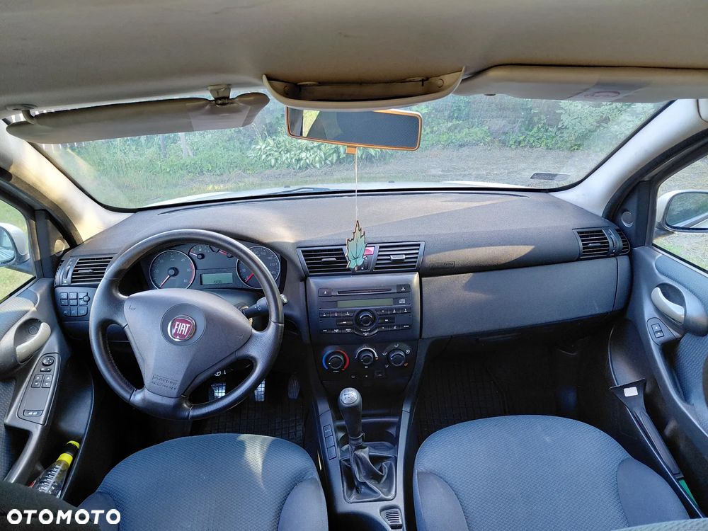 Fiat Stilo 1.9 JTD 115 Active - 3
