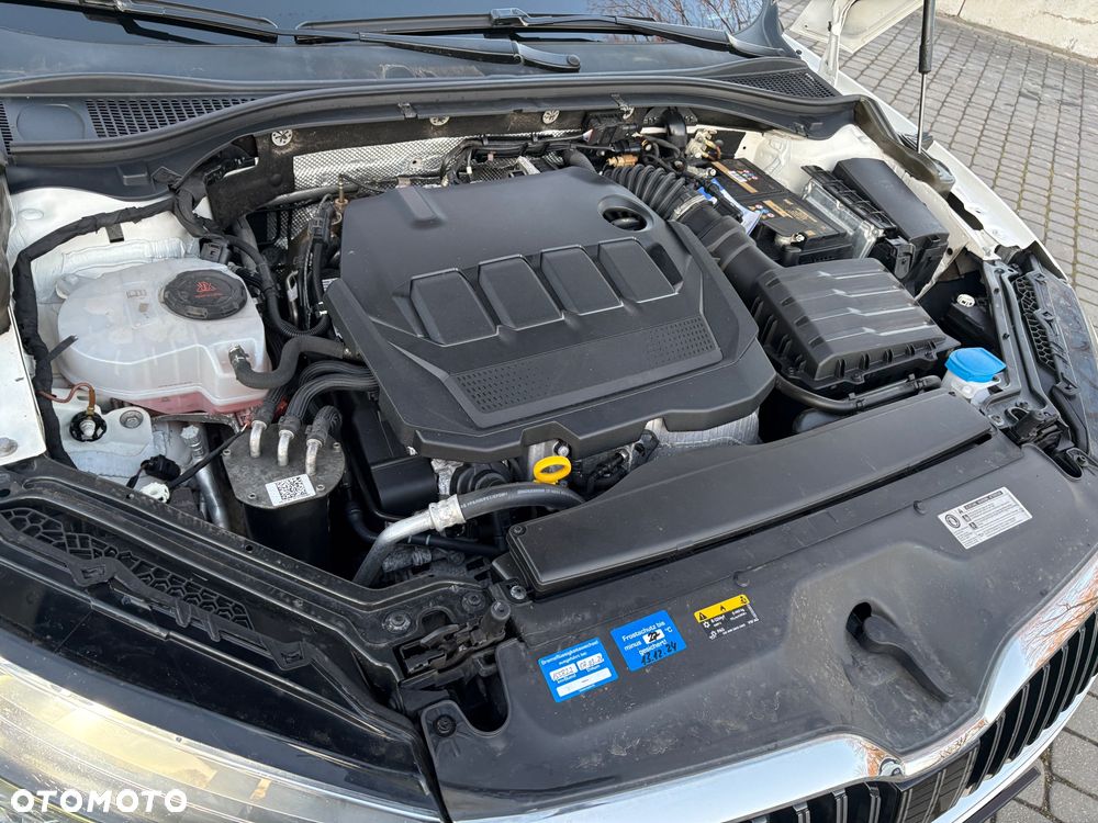 Skoda Superb 2.0 TDI Style - 34