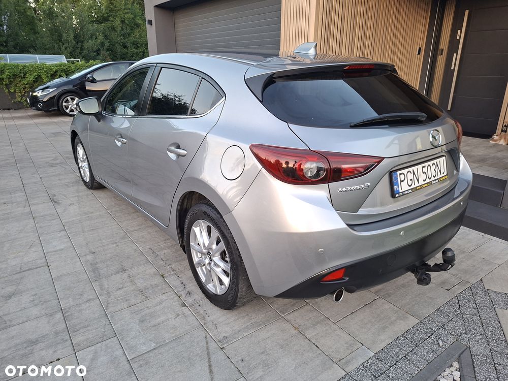 Mazda 3 - 3