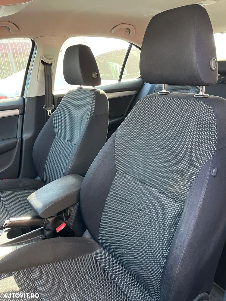 Skoda Octavia 1.6 TDI Active - 3