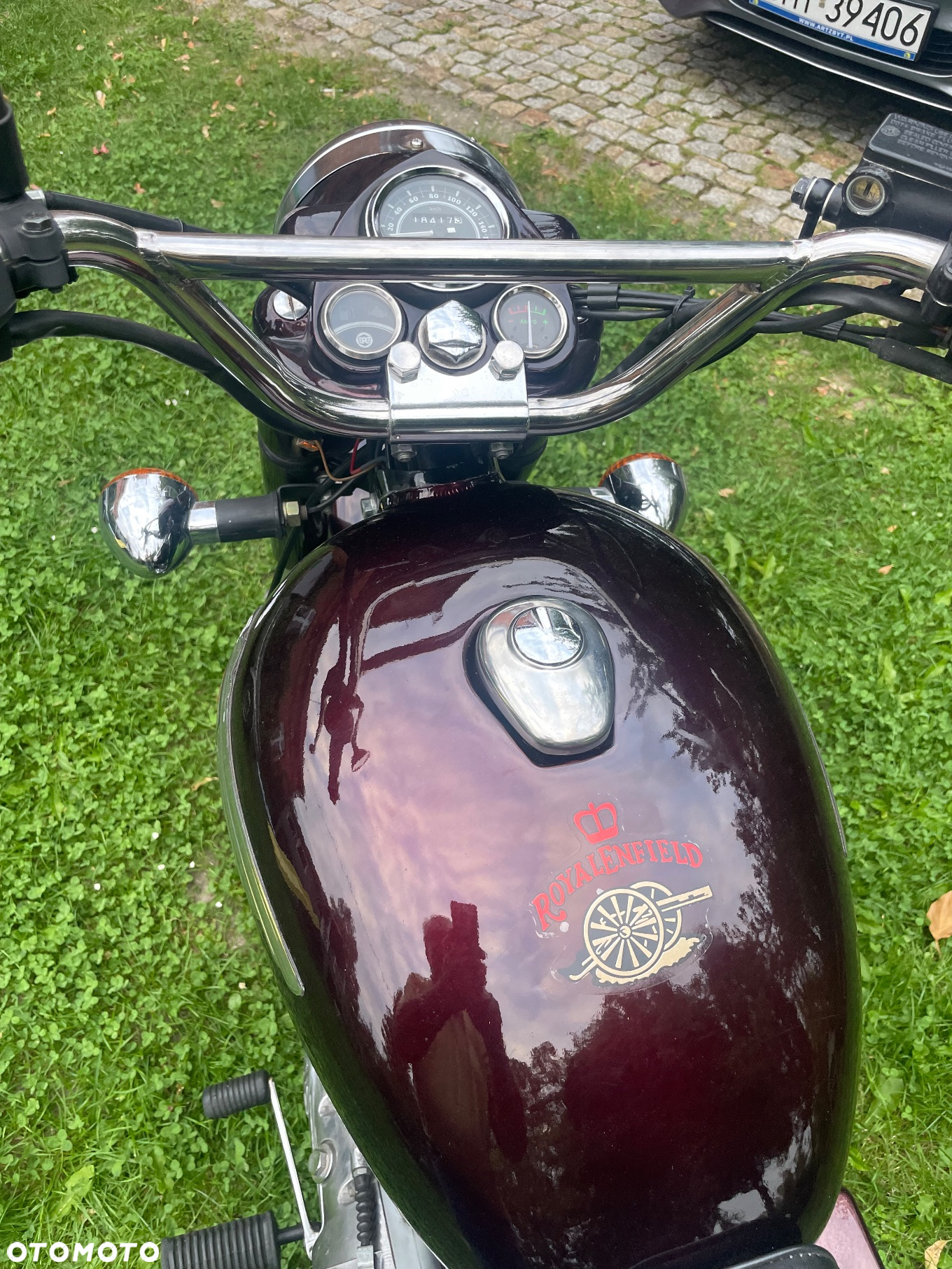 Royal Enfield Bullet - 12