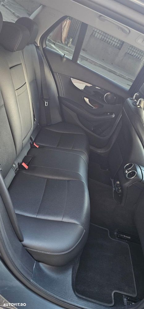 Mercedes-Benz C 200 d 9G-TRONIC - 35