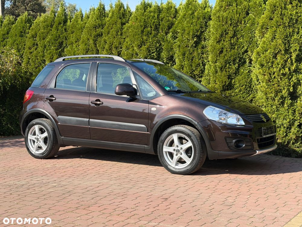 Suzuki SX4 1.6 VVT 4x4 Style - 16