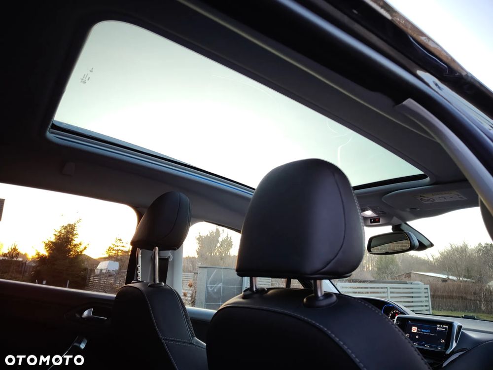 Peugeot 2008 1.2 VTi Allure - 13