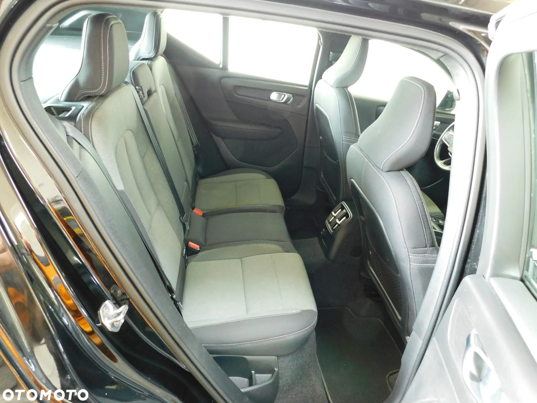 Volvo XC 40 T4 Plug-In Hybrid Inscription - 12