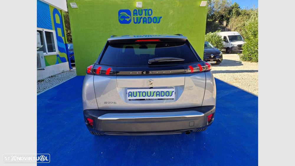 Peugeot 2008 1.2 PureTech Allure - 6