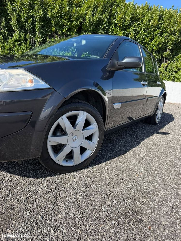 Renault Mégane 1.5 dCi Confort - 27