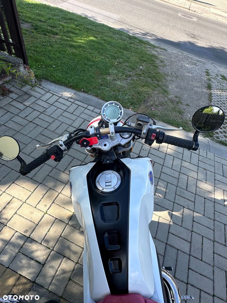 Mondial HPS 125 - 12