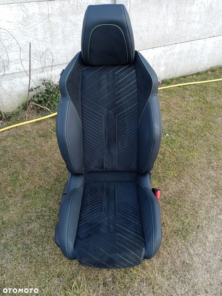 PEUGEOT 2008 II GT LINE FOTEL GRZANY KIEROWCY LUB FOTEL PASAŻERA 19- - 7