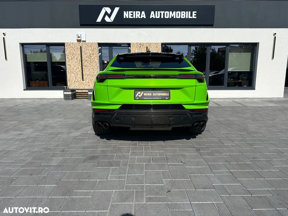 Lamborghini URUS - 6