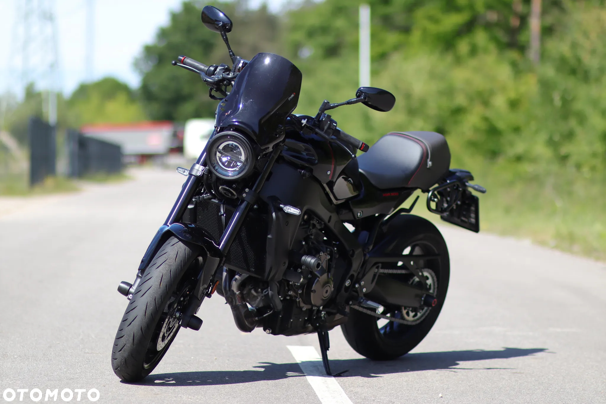 Yamaha XSR - 10