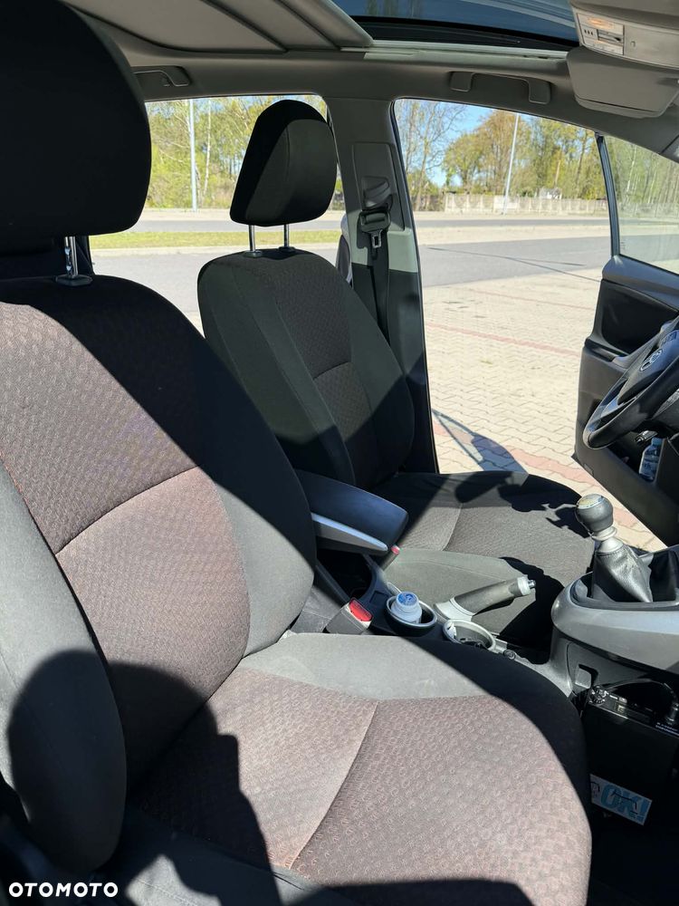 Toyota Verso 2.0 D-4D Premium - 6