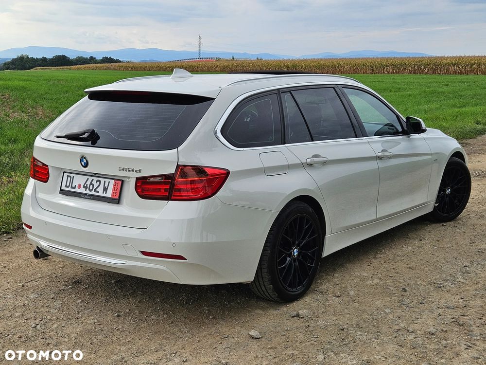 BMW Seria 3 318d Luxury Line - 20
