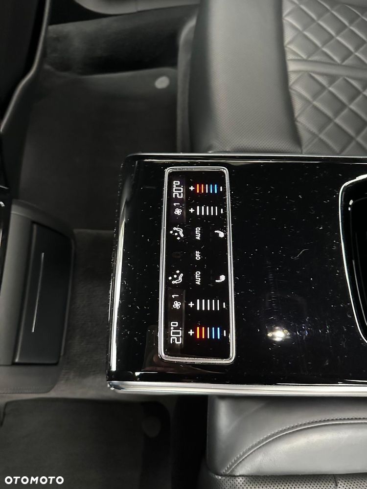 Audi A8 - 15