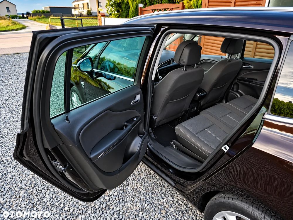 Opel Zafira - 22