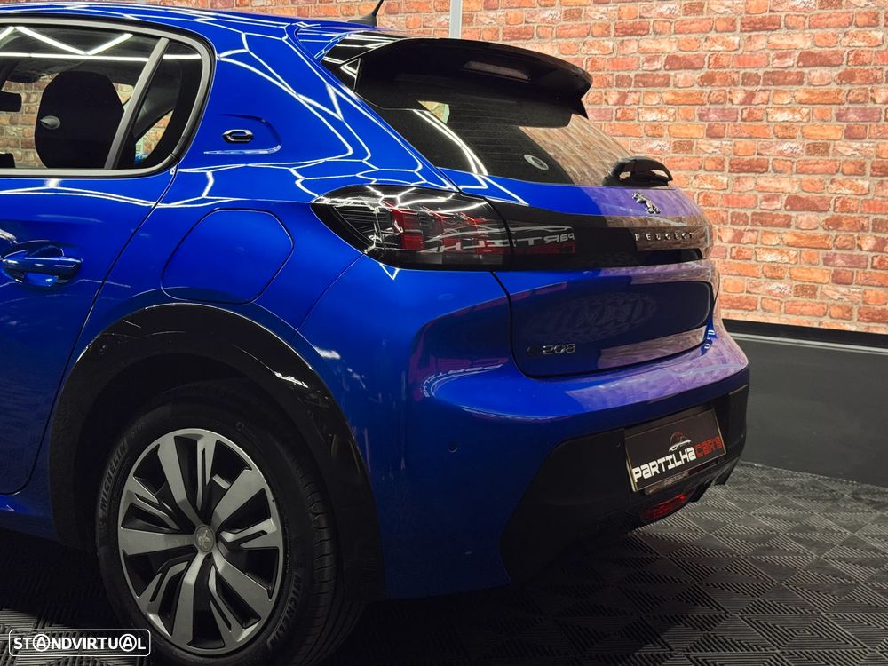 Peugeot e-208 Active - 6