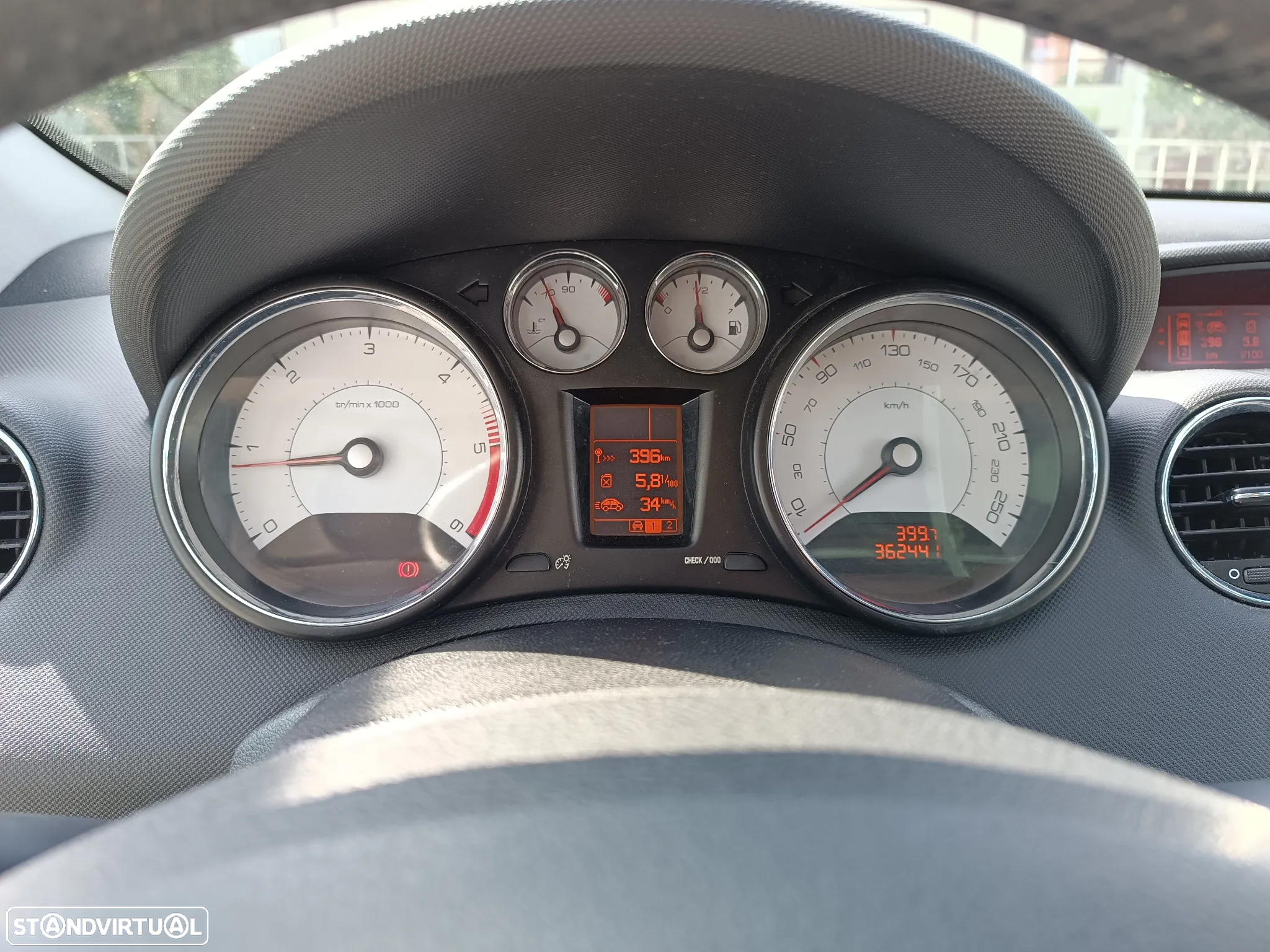 Peugeot 308 SW 1.6 HDi Premium CVM6 - 4