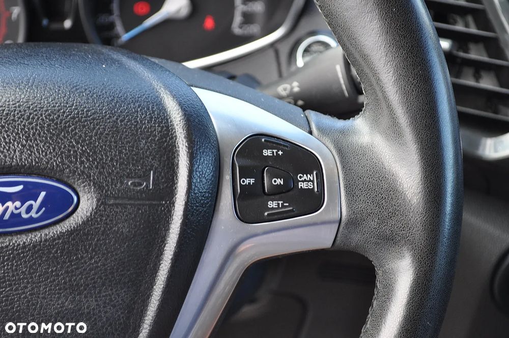 Ford EcoSport 1.0 EcoBoost TITANIUM - 27