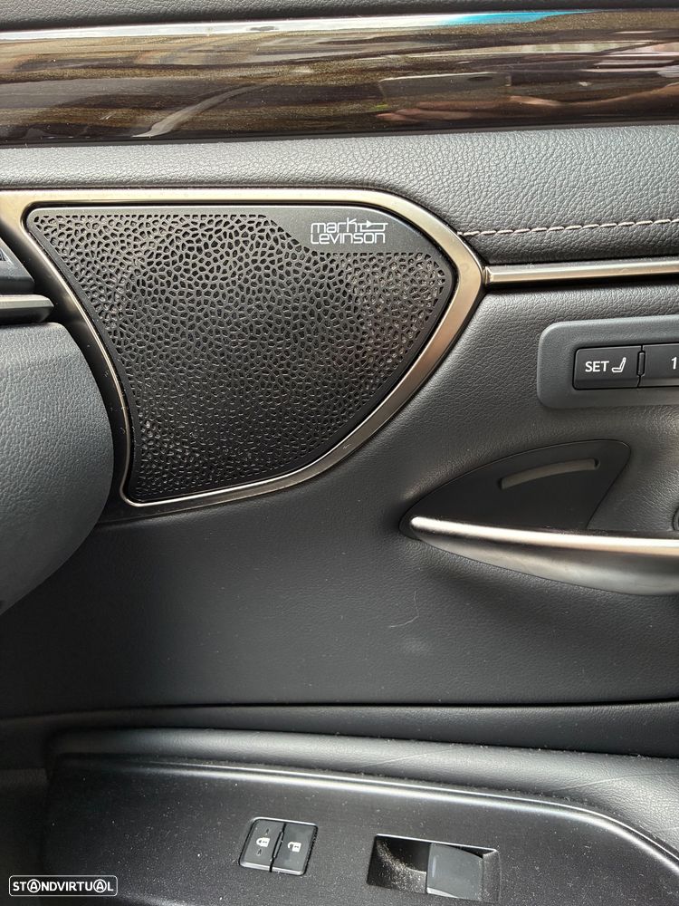 Lexus ES 300h Luxury+ - 12
