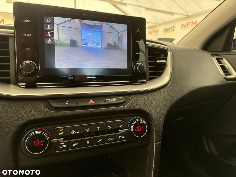 Kia Ceed - 26