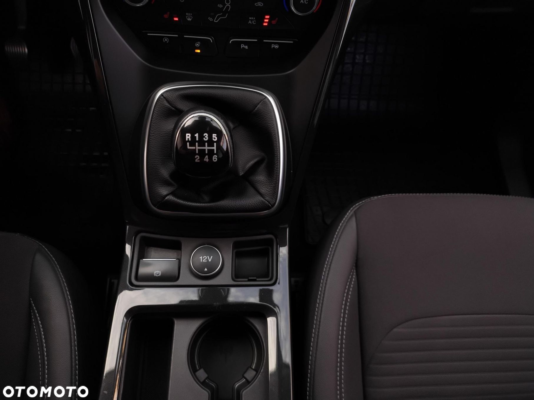 Ford Kuga 1.5 EcoBoost FWD Titanium ASS - 23