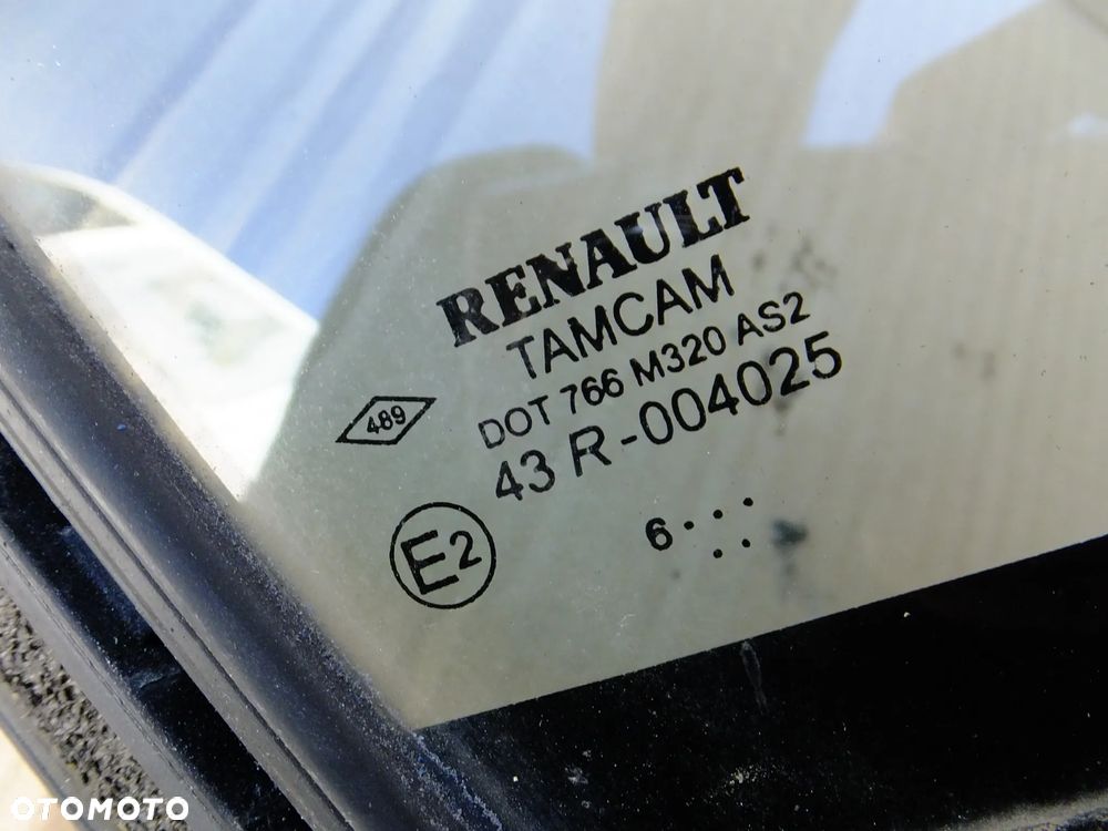 szyba prawy przód renault clio IV 2016r - 2