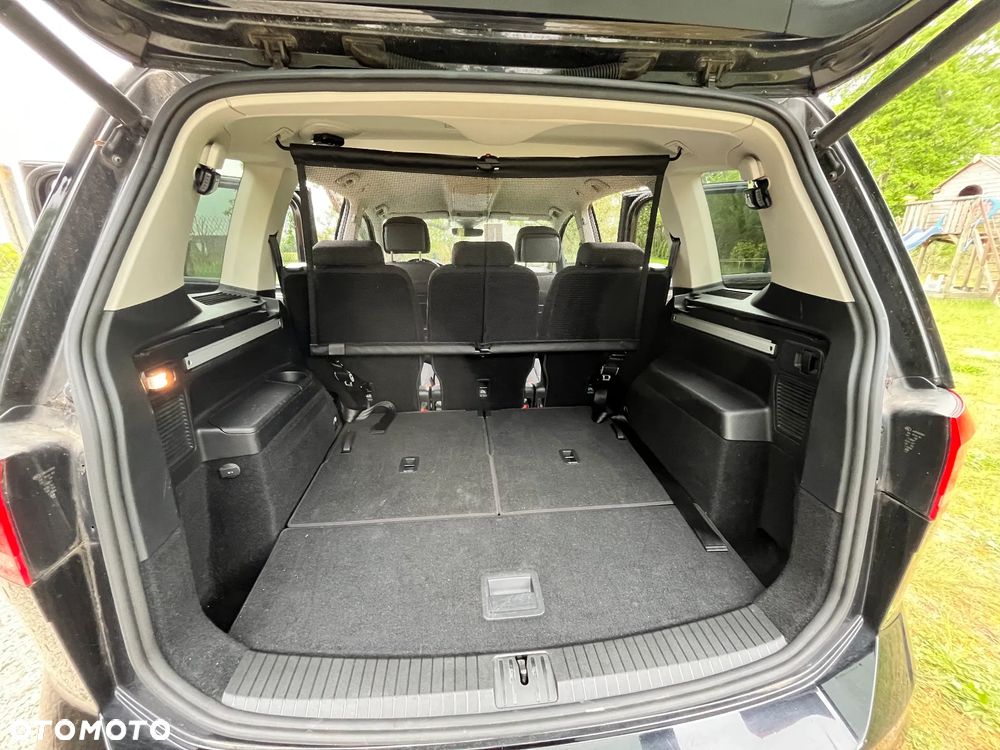 Volkswagen Touran 1.4 TSI BMT Highline DSG - 11