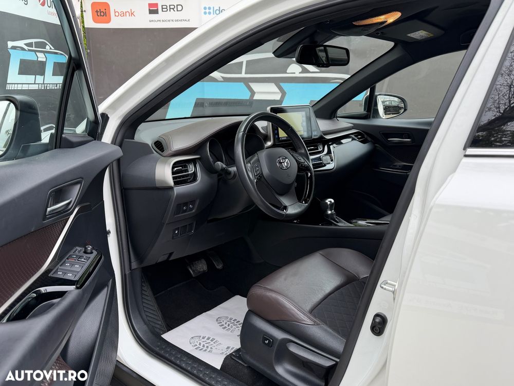 Toyota C-HR Lounge - 14