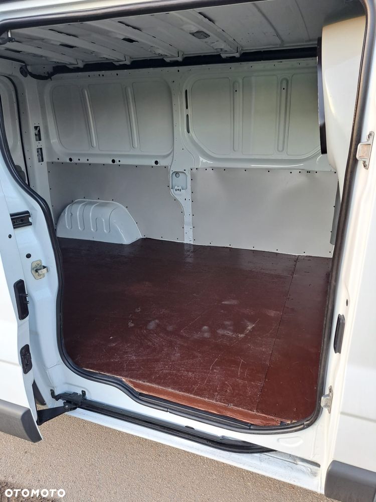 Nissan Primastar - 11