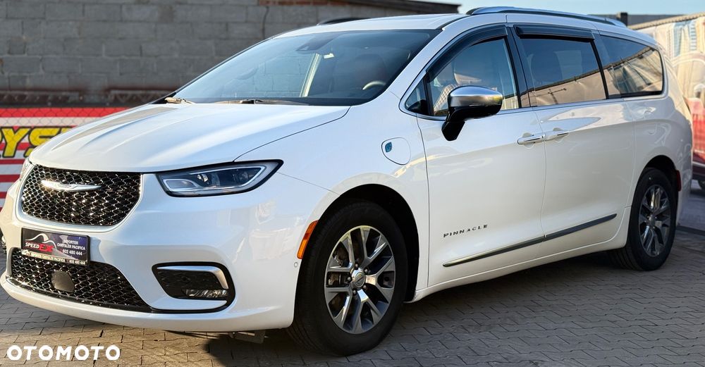 Chrysler Pacifica - 6