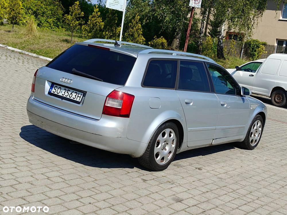 Audi A4 Limousine 2.5 TDI Quattro Tiptronic - 10