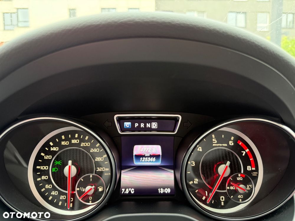 Mercedes-Benz CLA AMG 45 4-Matic - 24