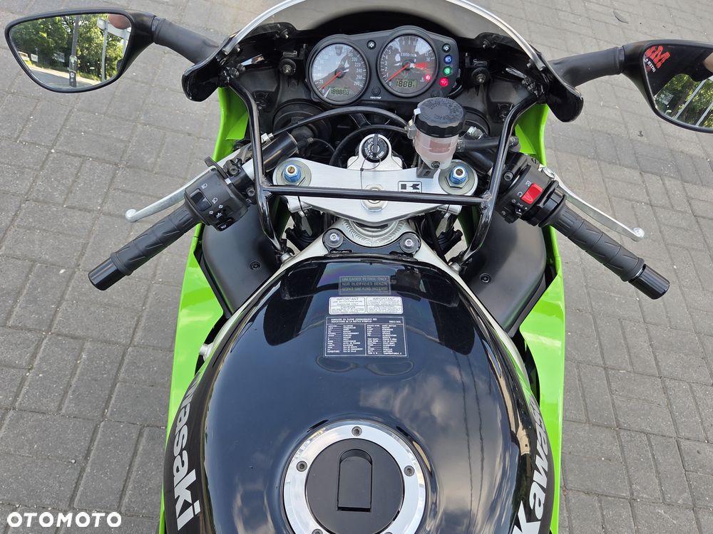 Kawasaki ZX - 29