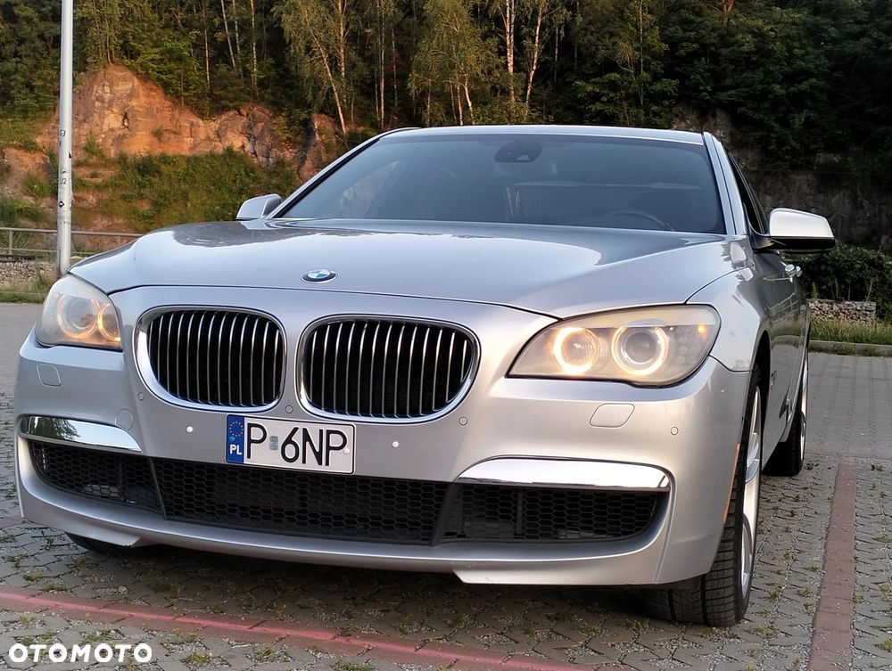 BMW Seria 7 740Li - 3