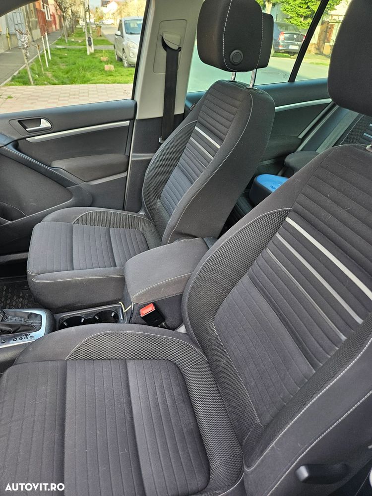 Volkswagen Tiguan - 8